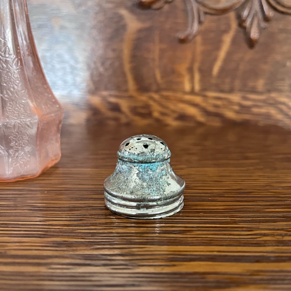 Depression Glass - Picture 3 of 4